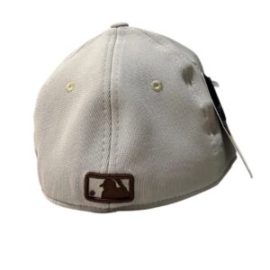 Gorra NY marrón curva cerrada