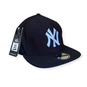 Gorra New York negra cerrada