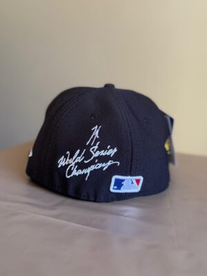 Gorra New York negra plana cerrada