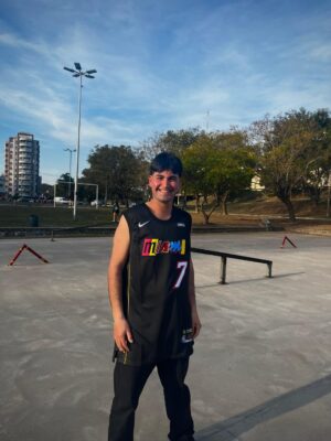 Musculosa Miami retro negra n°7