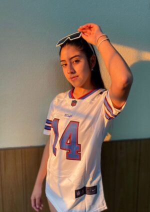 WhatsApp Image 2025-01-23 at 11.24.42 Camiseta NFL Bills niño/mujer