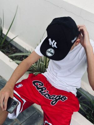 Gorra New York negra cerrada