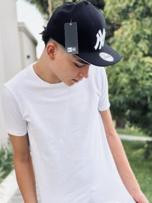 Gorra New York negra cerrada